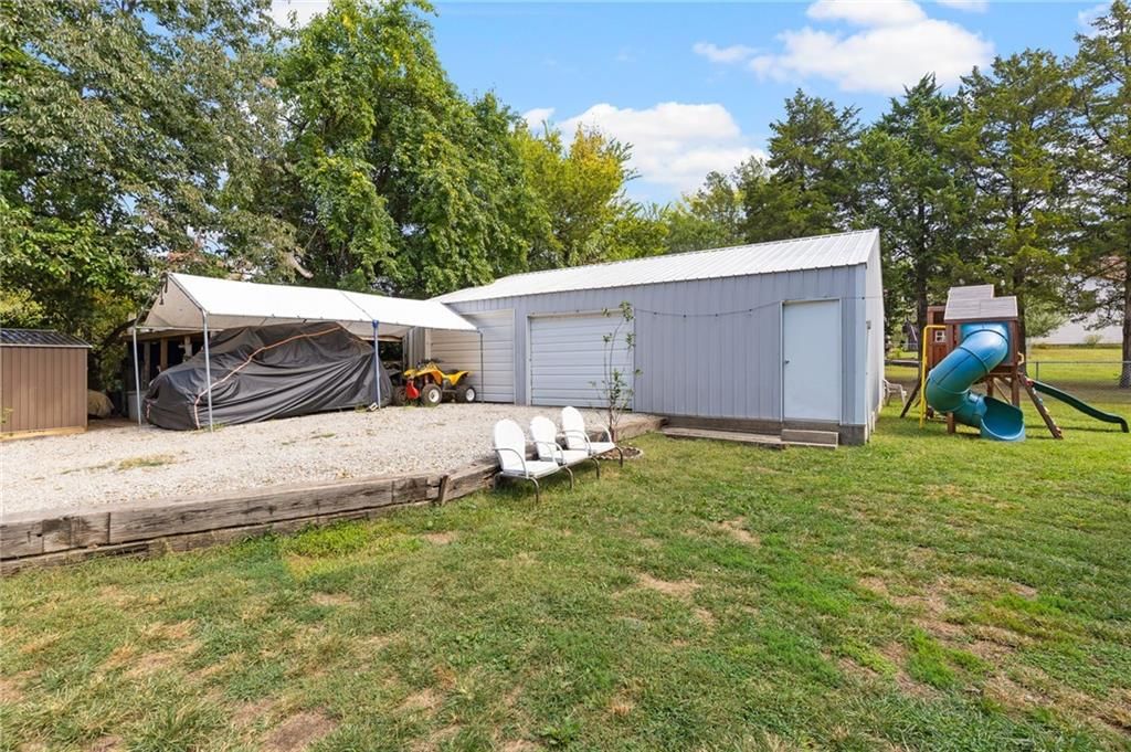 3728 S Marshall Avenue — photo 46