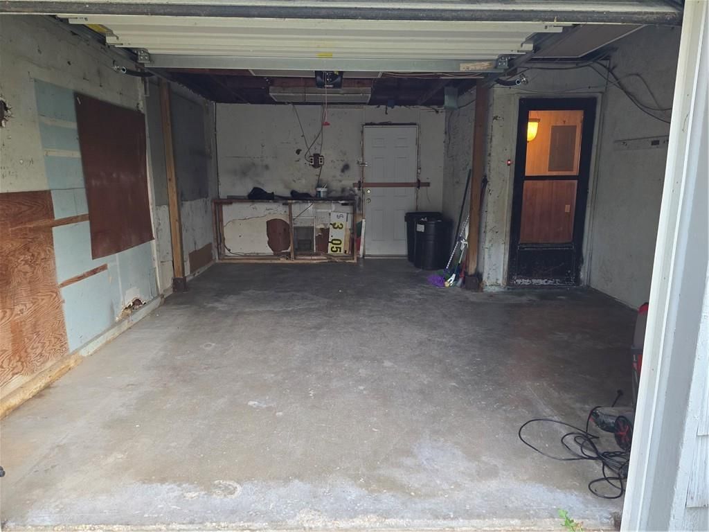 4927 Edgehill Drive — photo 12
