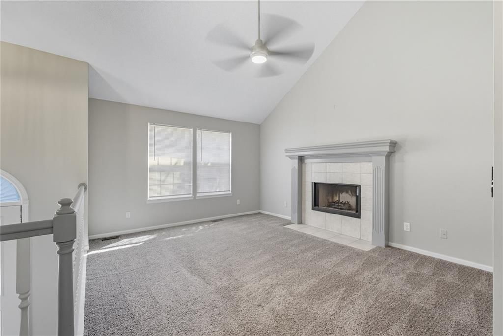 Photo 9 of 26 - 14920 Stonewood Drive