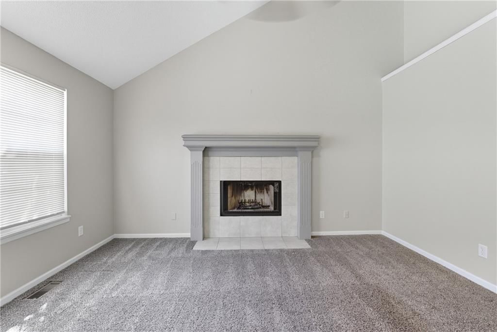 Photo 10 of 26 - 14920 Stonewood Drive