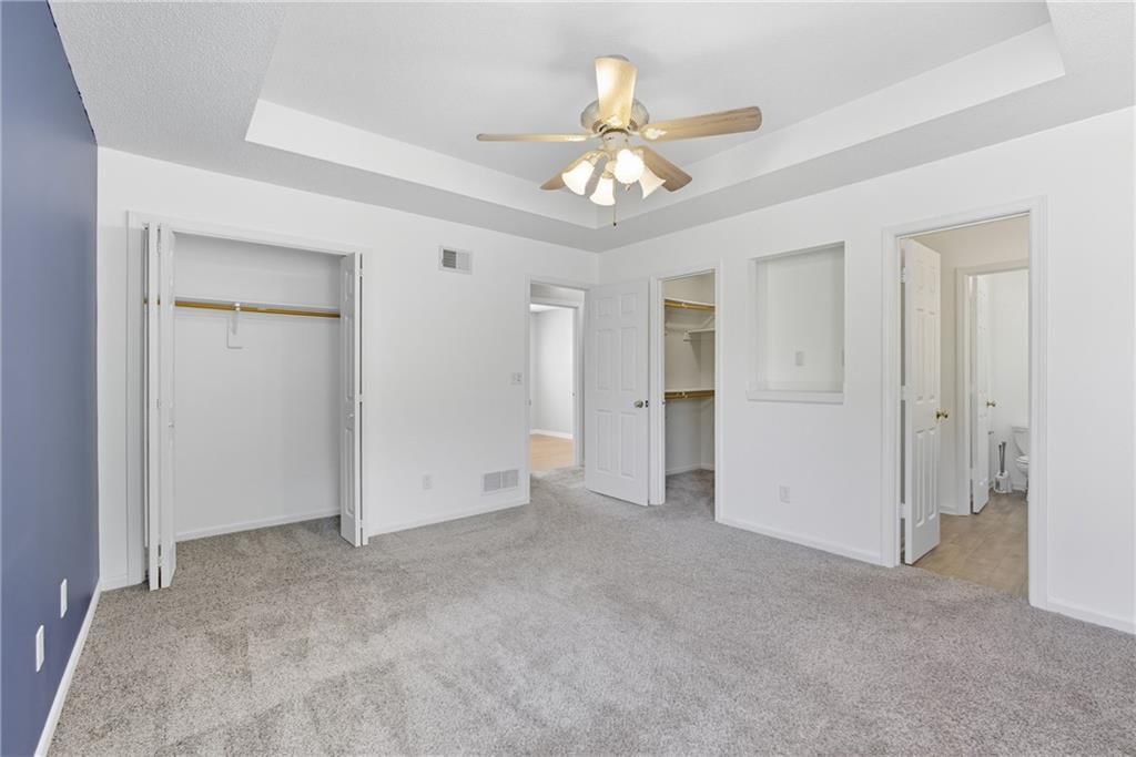 Photo 18 of 26 - 14920 Stonewood Drive