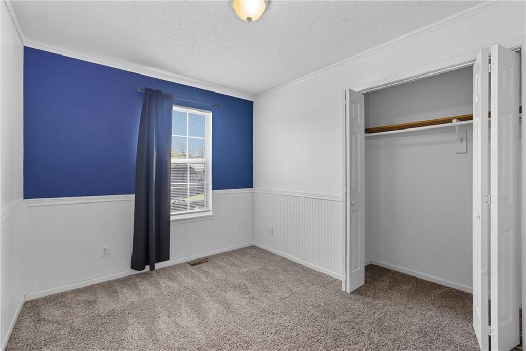 Photo 19 of 26 - 14920 Stonewood Drive