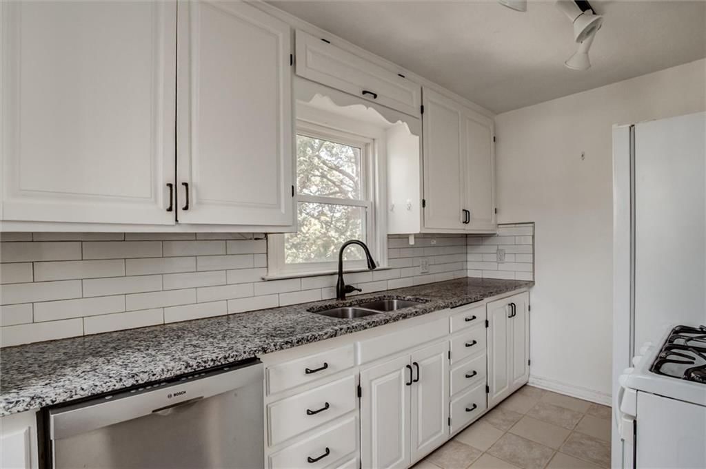 9328 W 51st Street — photo 11