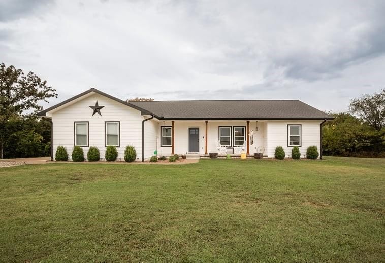 4434 Missouri Drive — photo 1