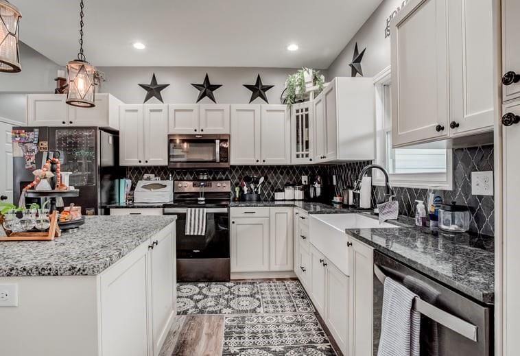 4434 Missouri Drive — photo 9