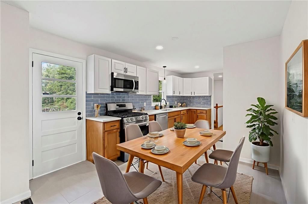 Photo 11 of 42 - 1838 N 59th Street
