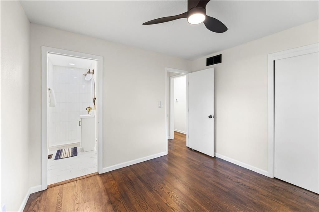 Photo 18 of 42 - 1838 N 59th Street