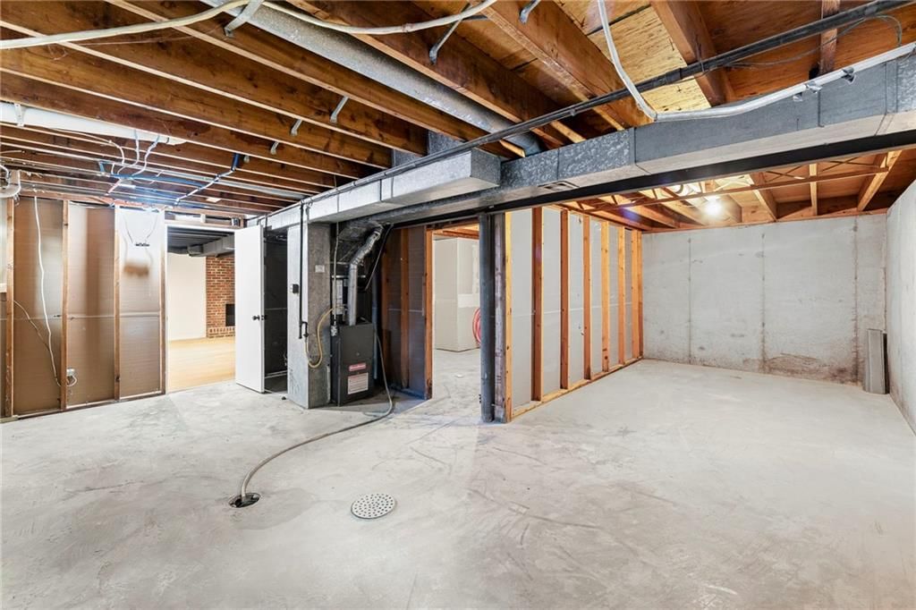 Photo 30 of 42 - 1838 N 59th Street