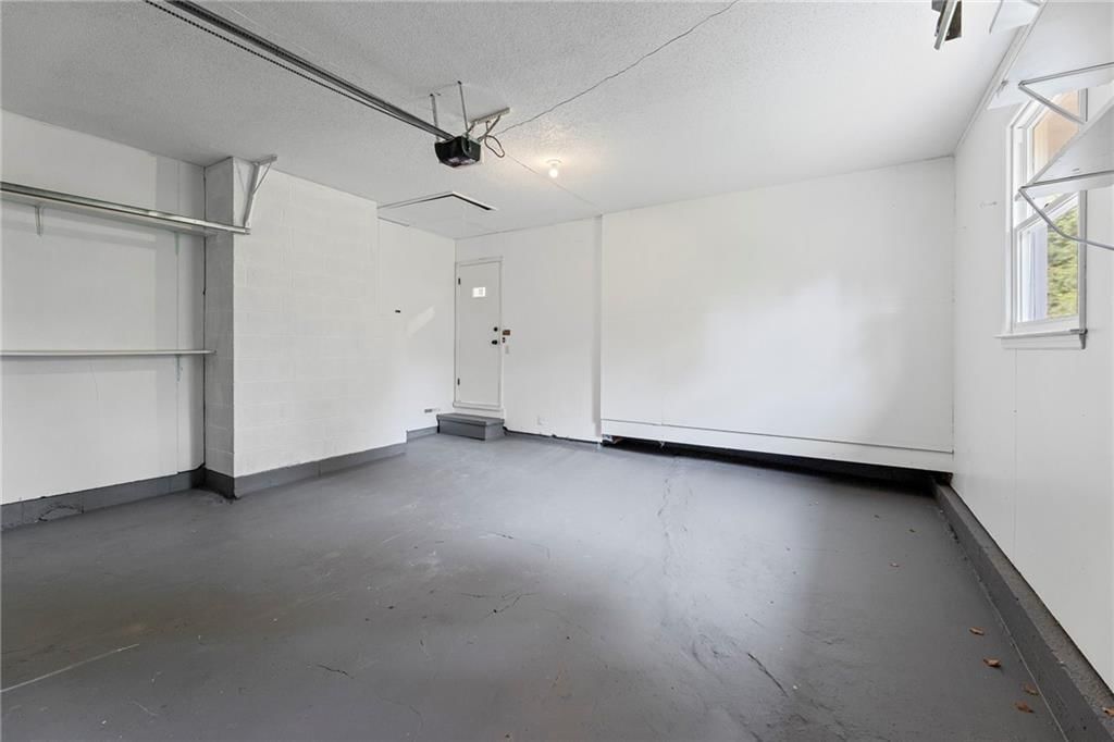 Photo 33 of 42 - 1838 N 59th Street