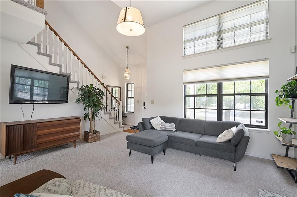 9001 W 121st Terrace — photo 9