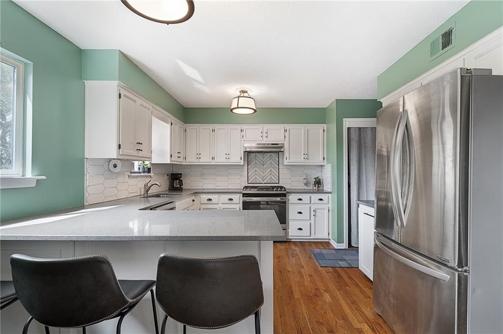 9001 W 121st Terrace — photo 13