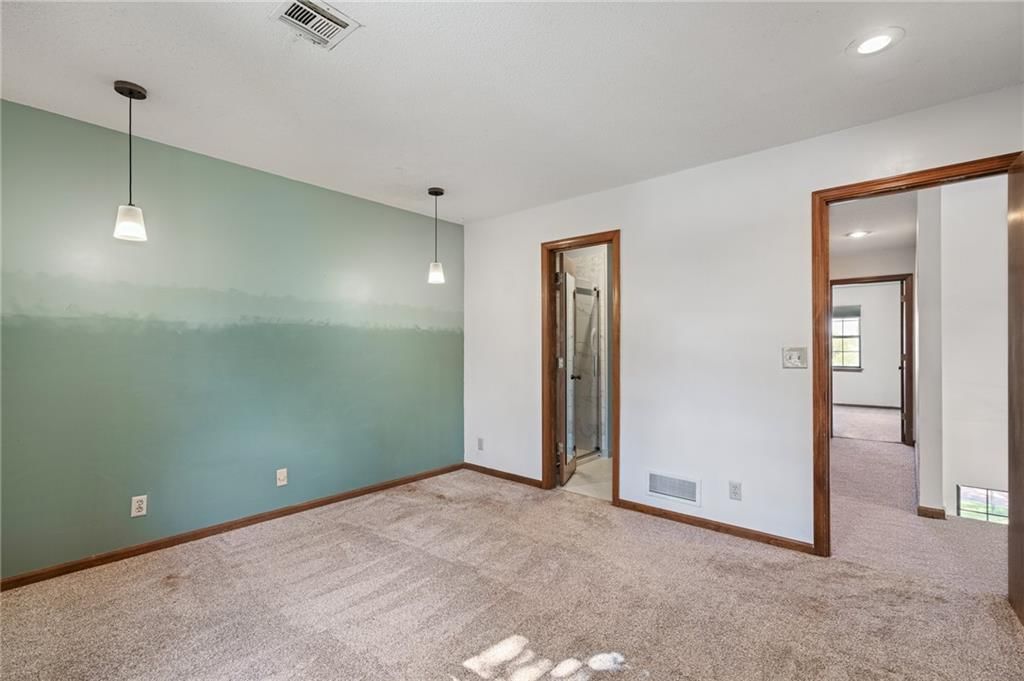 9001 W 121st Terrace — photo 28