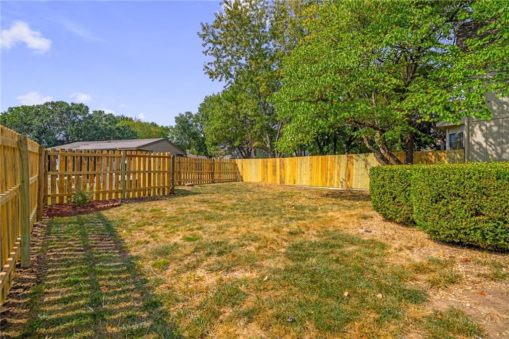 9001 W 121st Terrace — photo 42