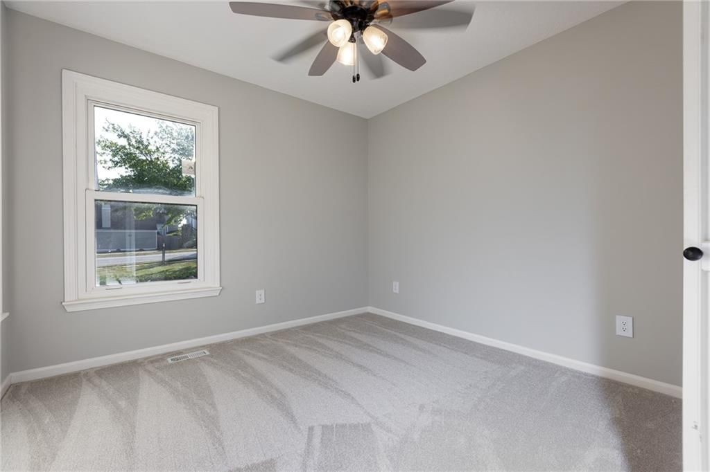 9621 N Locust Drive — photo 11