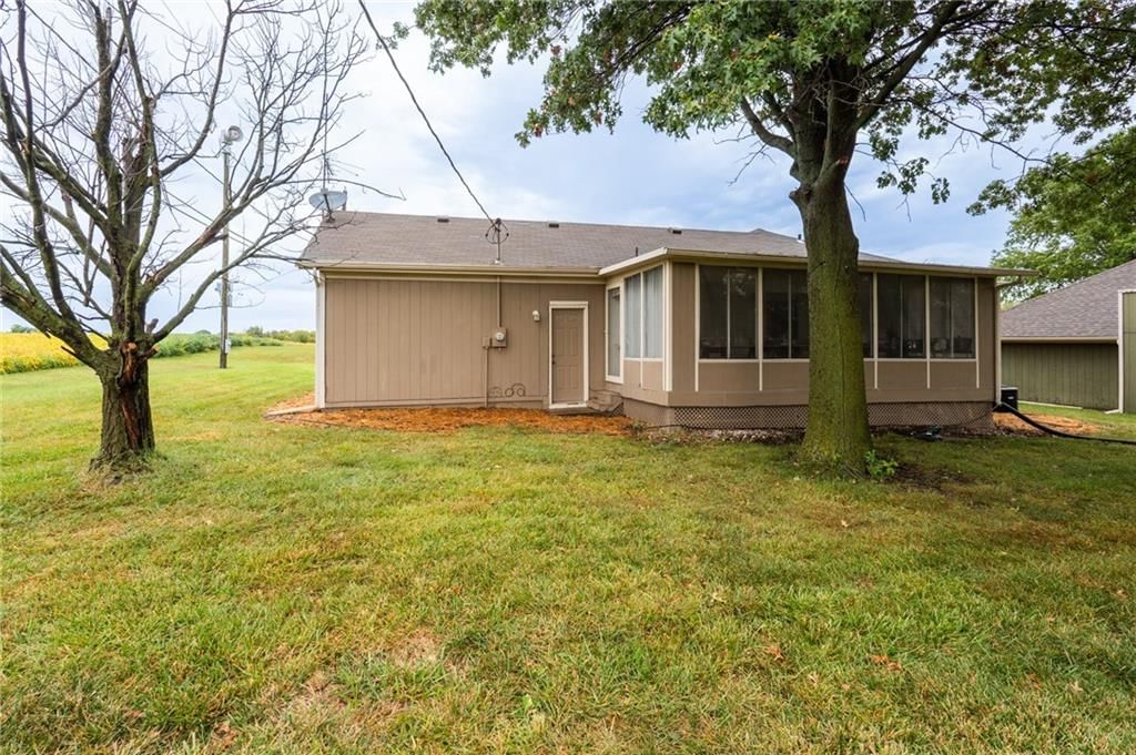 212 Edgewood Drive — photo 29