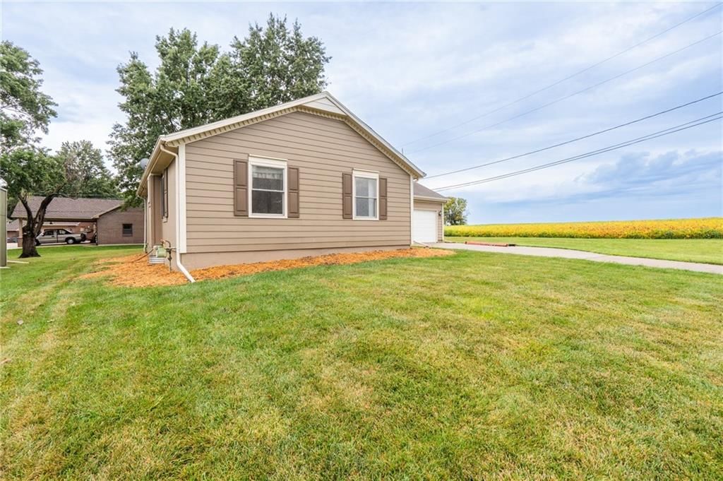 212 Edgewood Drive — photo 32