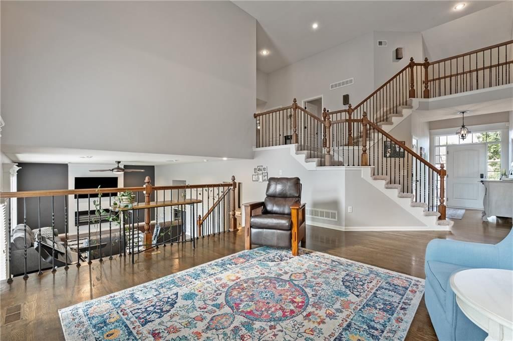 Photo 10 of 46 - 9015 N Agnes Avenue