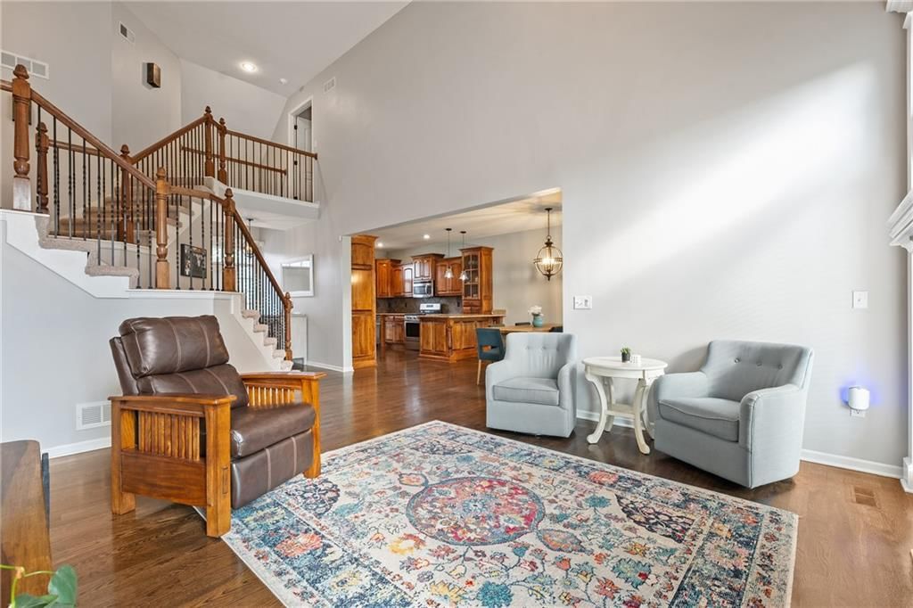 Photo 11 of 46 - 9015 N Agnes Avenue