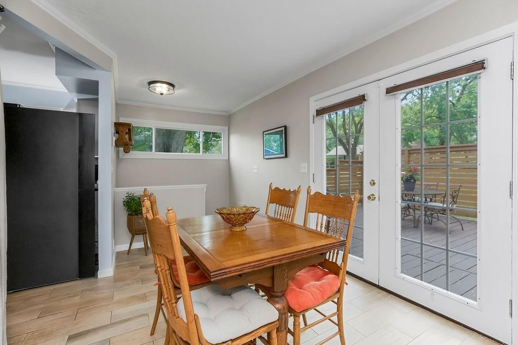 Photo 9 of 18 - 8201 W 86th Street