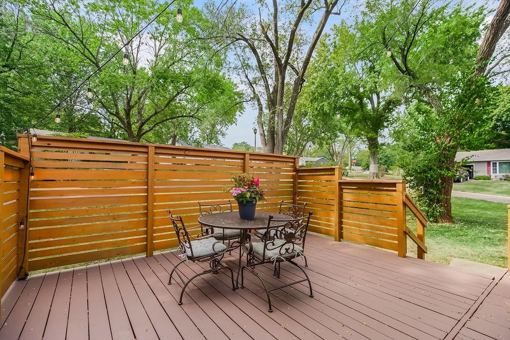 Photo 10 of 18 - 8201 W 86th Street