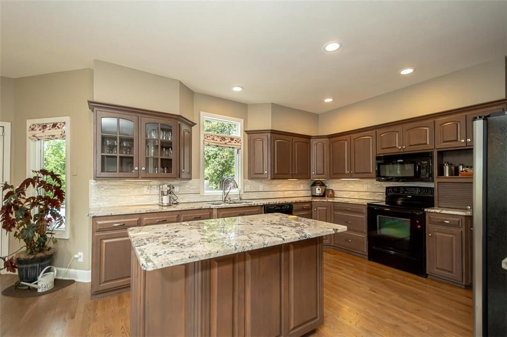 1342 S Redbud Street — photo 15