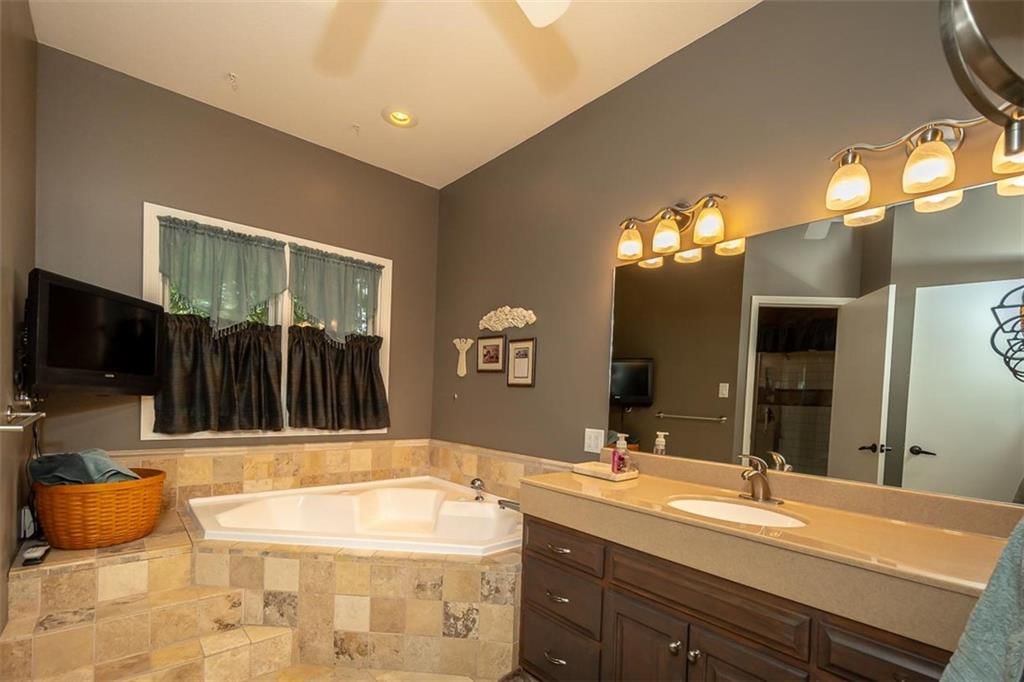 1342 S Redbud Street — photo 33