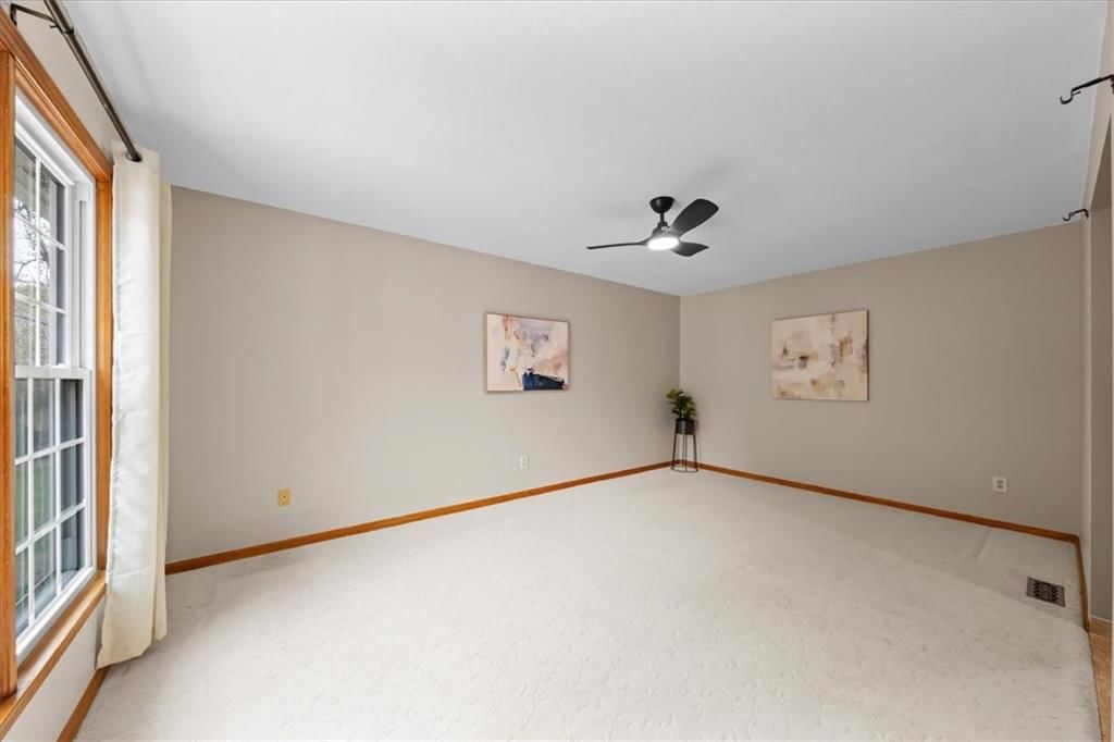 2405 W 123rd Terrace — photo 22