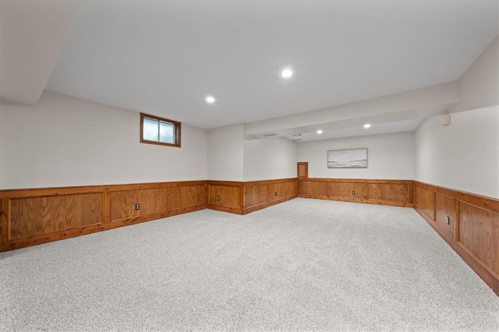 2405 W 123rd Terrace — photo 24