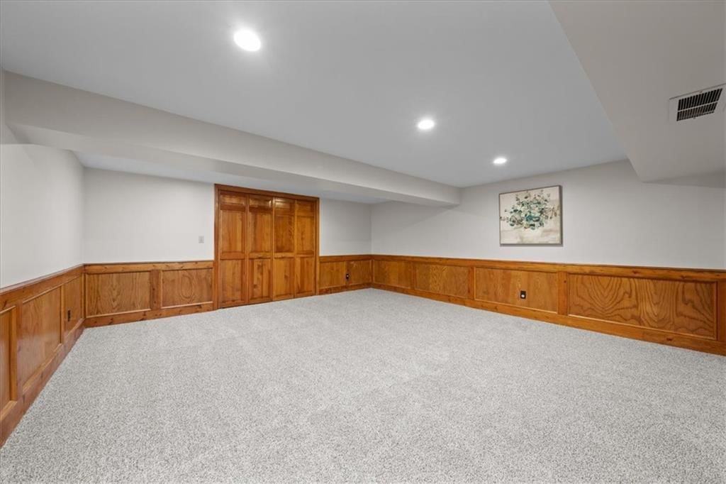 2405 W 123rd Terrace — photo 26