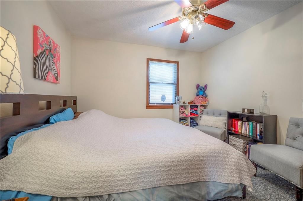 1142 S Elm Street — photo 18