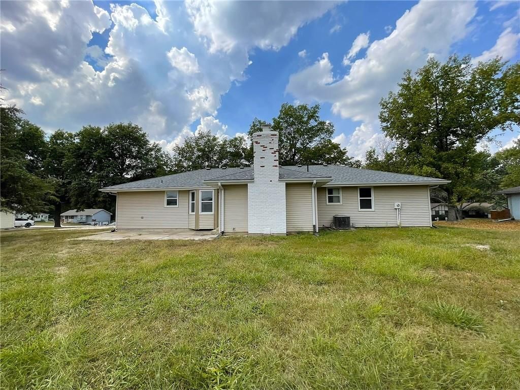 361 NE 51st Road — photo 31
