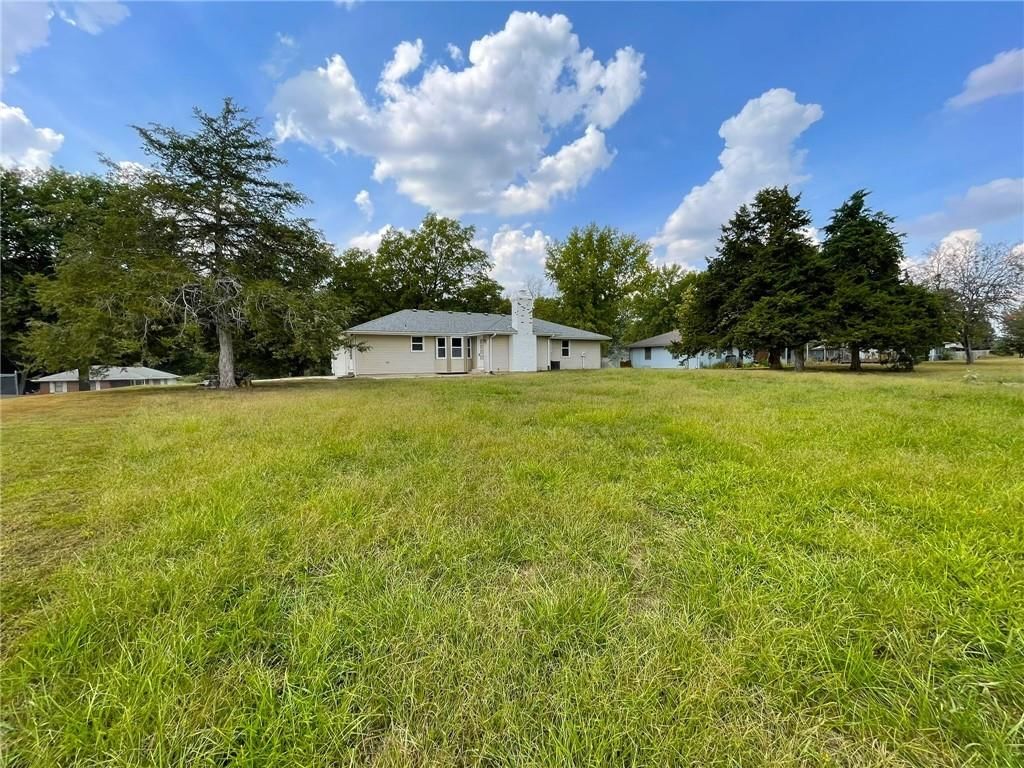 361 NE 51st Road — photo 33