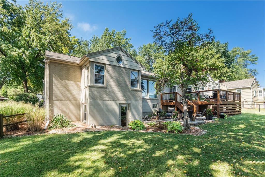 8927 High Drive — photo 40