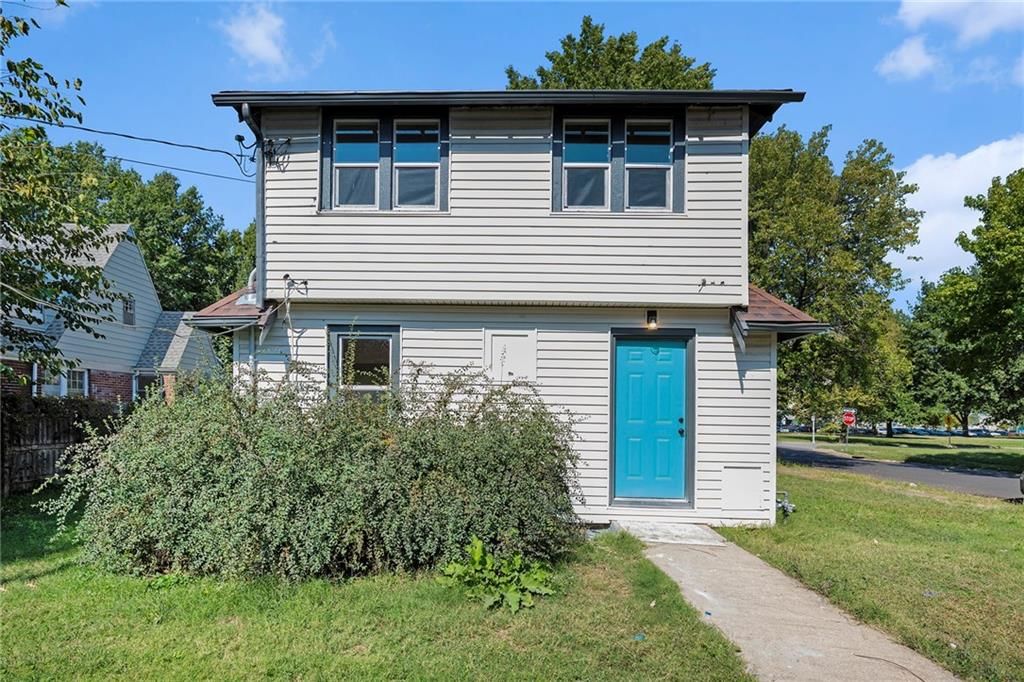 2321 E Meyer Boulevard — photo 25