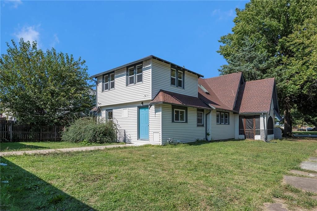 2321 E Meyer Boulevard — photo 26
