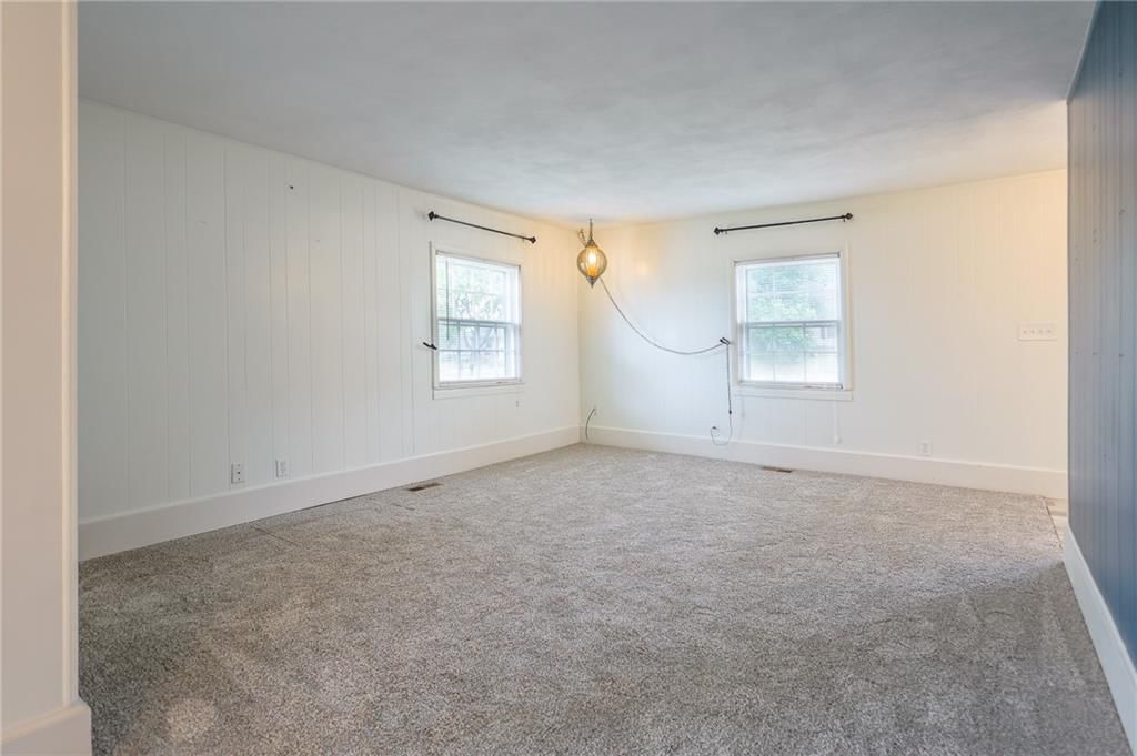 205 E Washington Street — photo 8