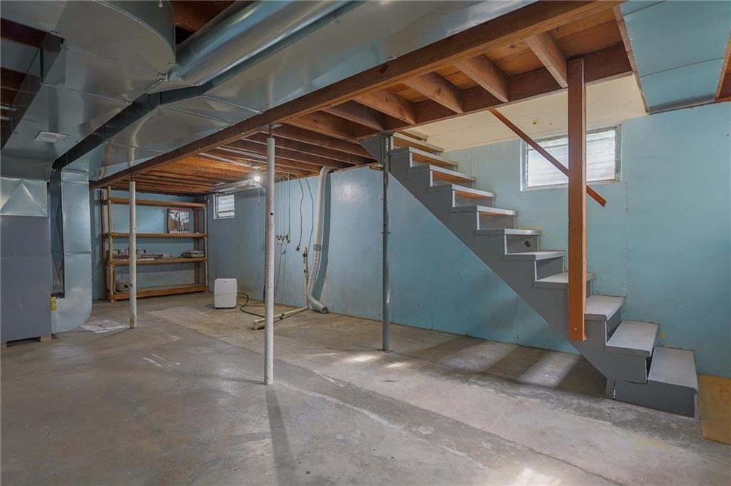 205 E Washington Street — photo 18