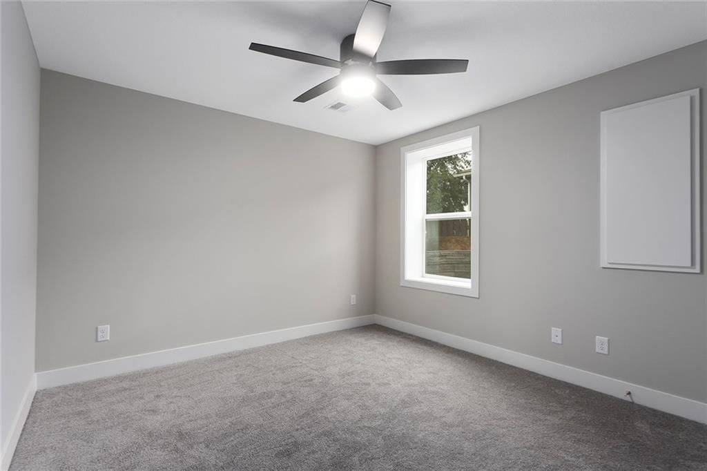 820 SE Partridge Lane — photo 36