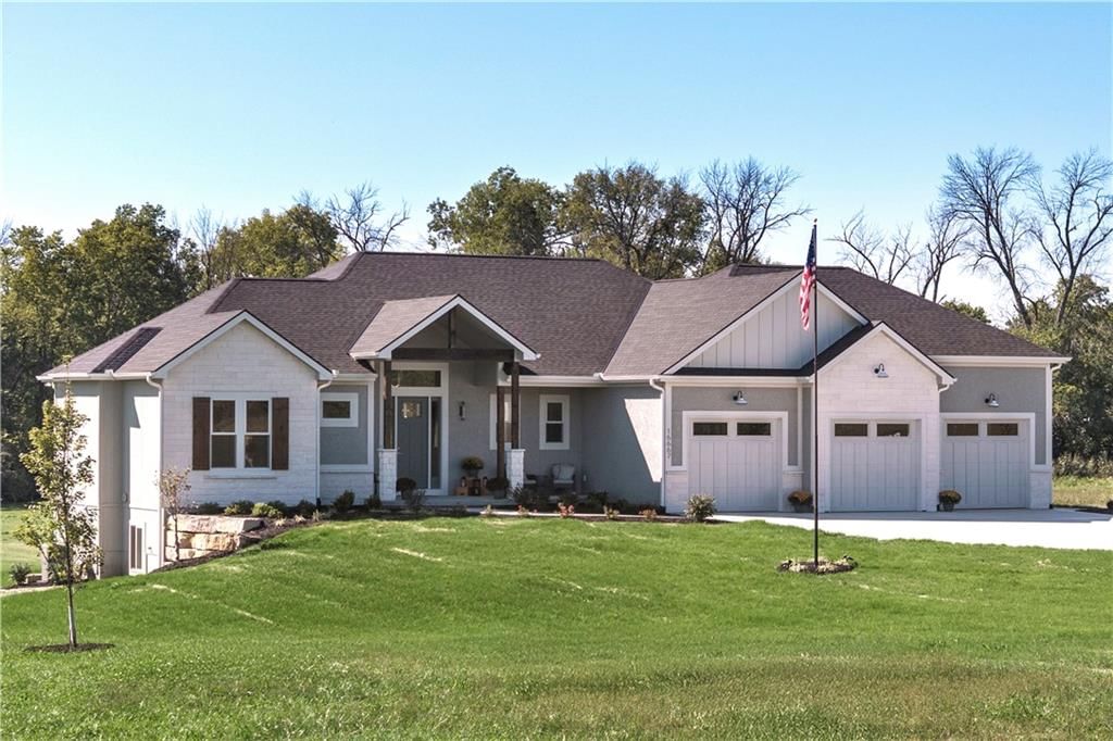 16667 Orchard Road, Basehor, KS