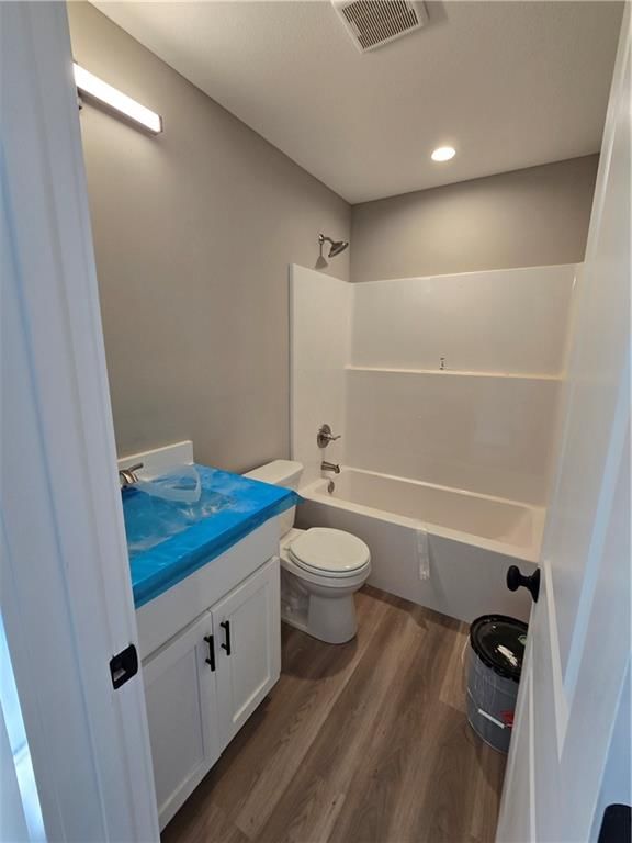 513 W Smith Street — photo 13