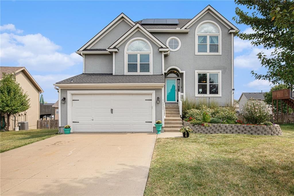 11231 N Summit Street, Kansas City, MO