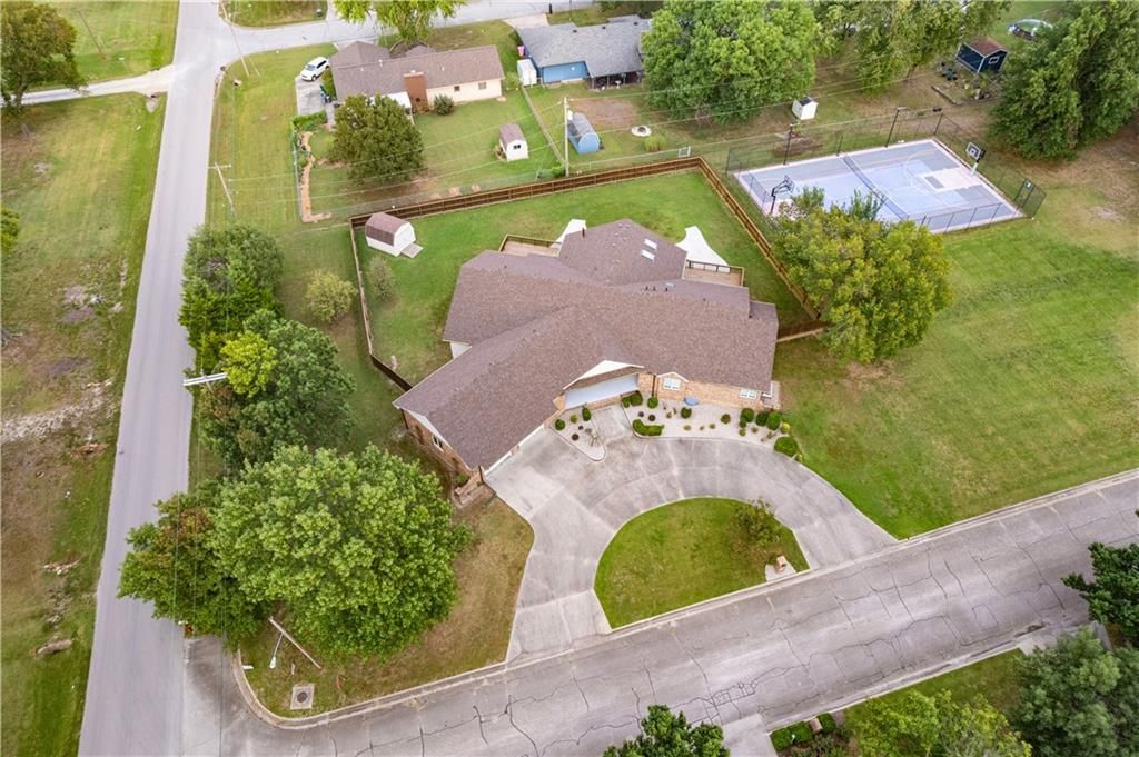 707 Quail Creek Road — photo 86