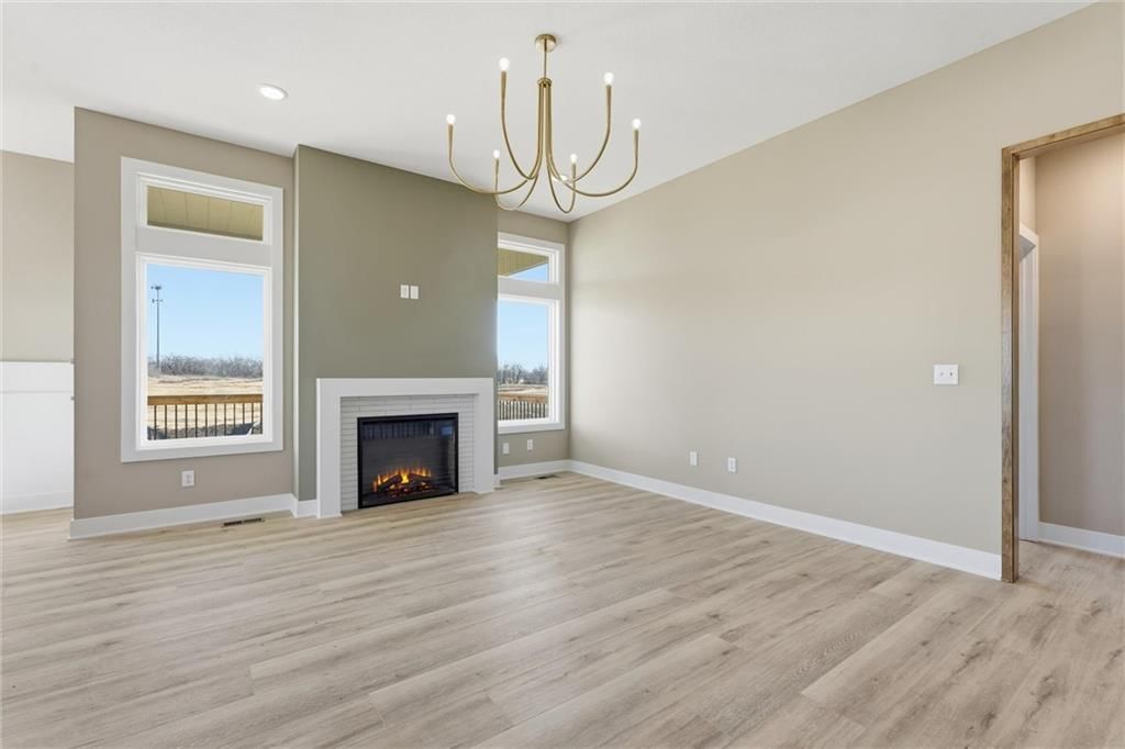 9419 N Belleview Avenue — photo 4