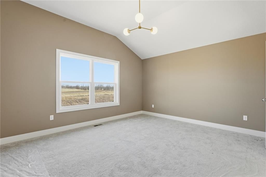 9419 N Belleview Avenue — photo 14