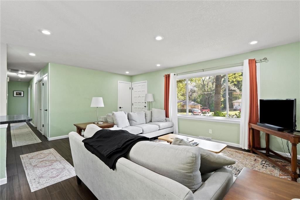 10228 W 55th Street — photo 6