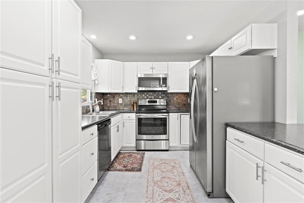 10228 W 55th Street — photo 8