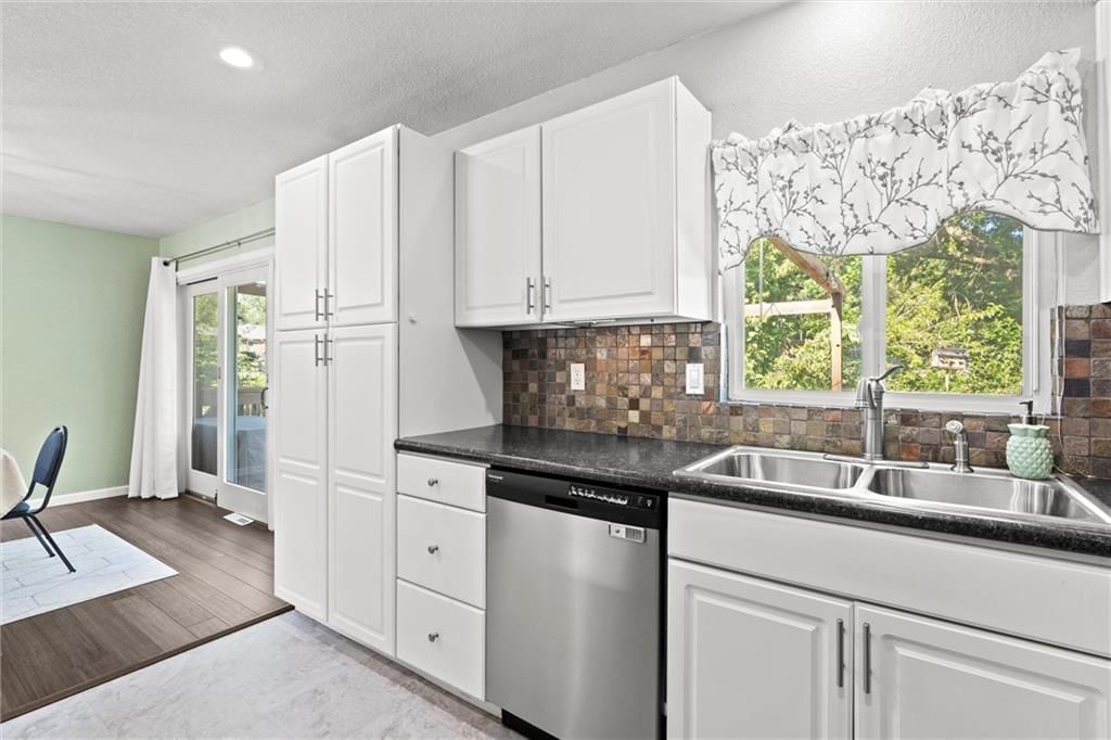 10228 W 55th Street — photo 12