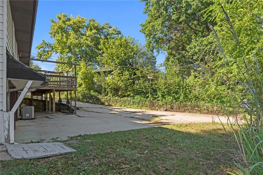 10228 W 55th Street — photo 31