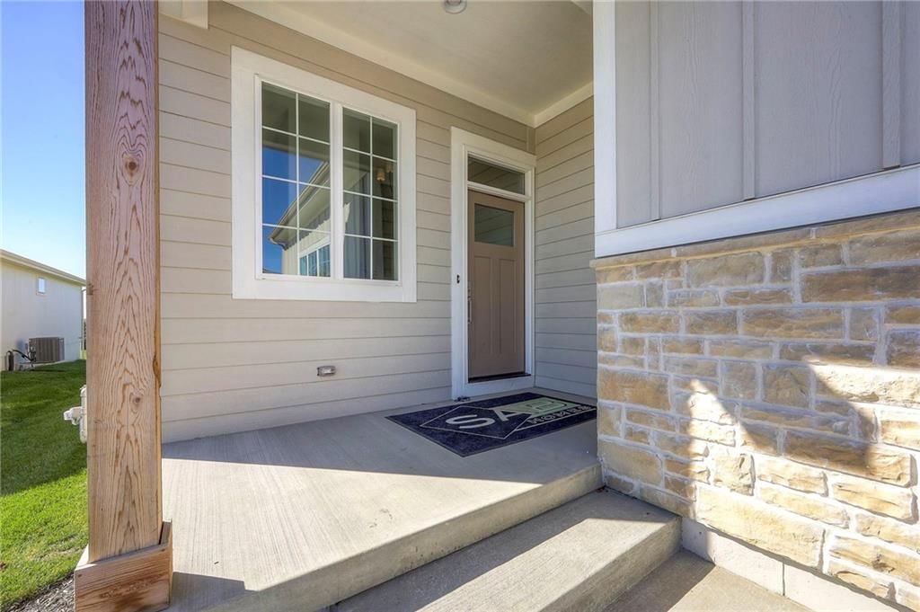 17372 S Kaw Street — photo 4