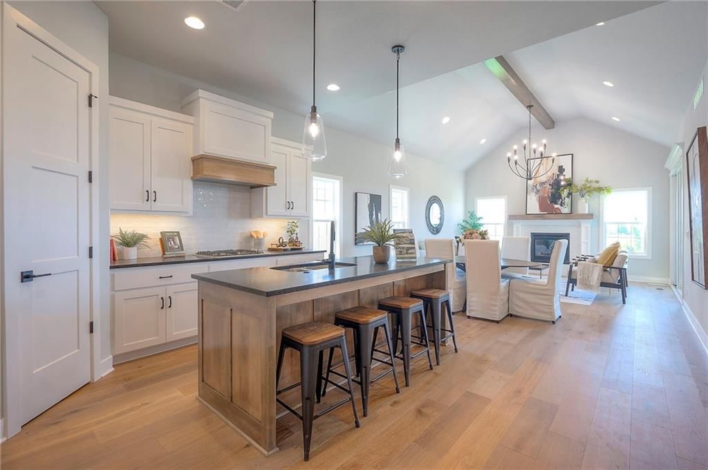 17372 S Kaw Street — photo 9
